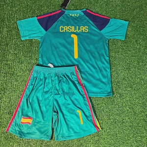 adidas スペイン代表 イケル・カシージャス（CASILLAS）ユニフォーム Iker casillas jersey - Etsy 日本