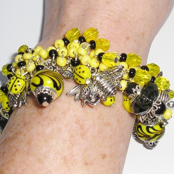 Silver Bumblebee Charm Bracelet Ladybug Yellow/Black TOGGLE or Lobster Clasp Chunky Cha Cha Lady Bugs Bees Gift for Her Anniversary Birthday