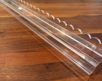 Clear Acrylic Rack + Clear Scallop Magnetic Pushers