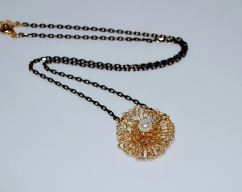 Crochet Wire Flower Necklace, Black and Gold Chain Necklace, Crochet Wire Flower with Freshwater Pearl, Crochet Wire Jewelry, White