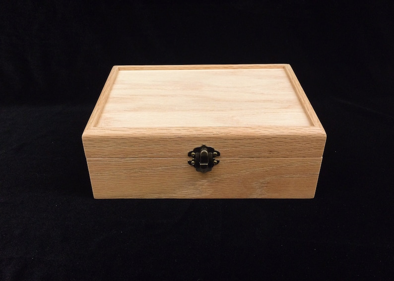Unfinished Wood Box With Hinges Latch 8x6x3 Image 0