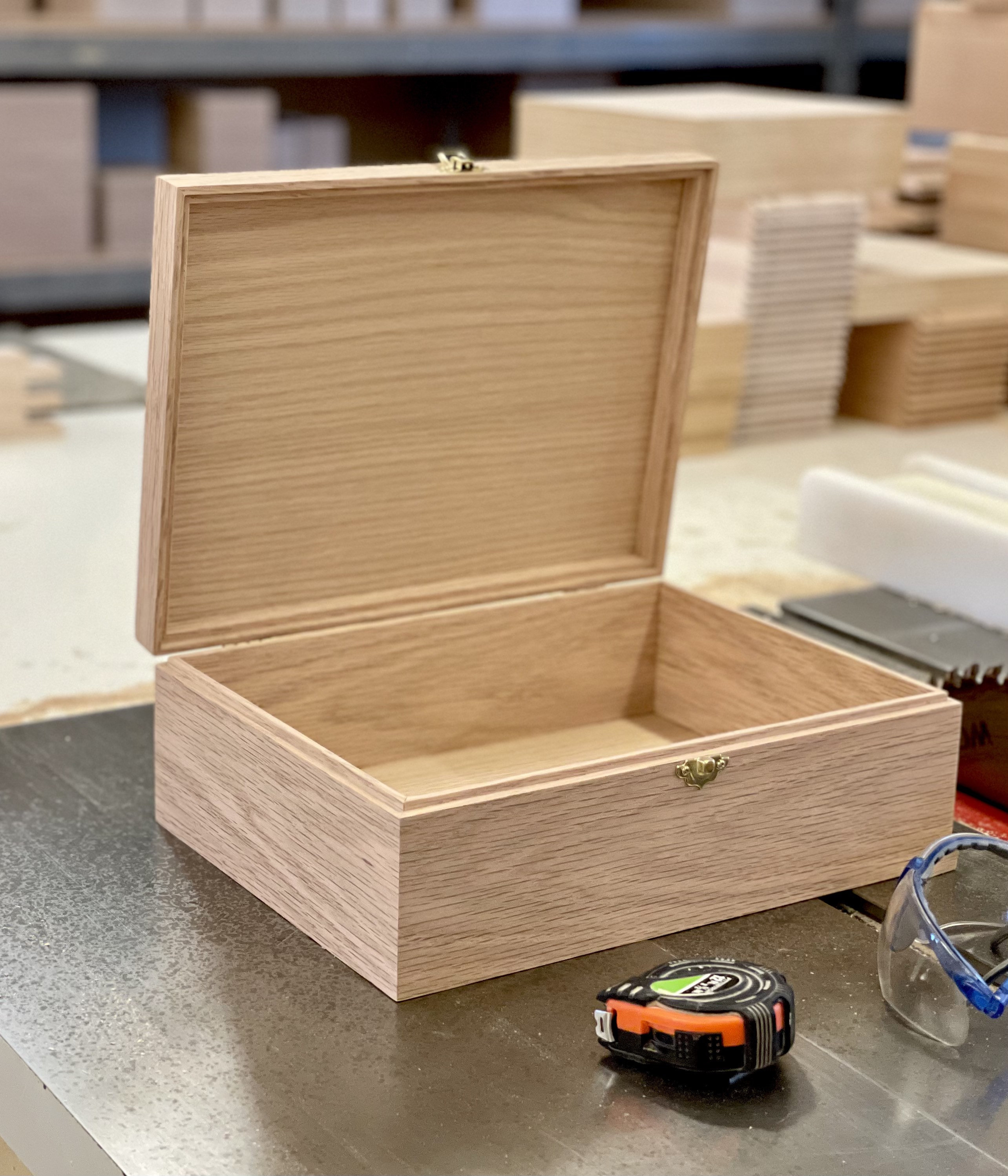 4 cajas de madera sin terminar con tapa con bisagras y cierre frontal, caja  de madera rectangular, caja de almacenamiento de madera, caja de