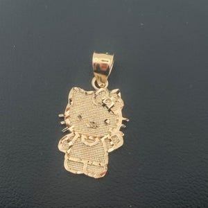 Hello Kitty hänge i massivt 14 karat guld