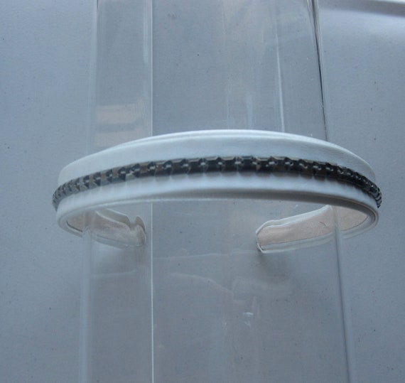 White Metal Studded Trim Headband, for Weddings, Parties  display picture 1