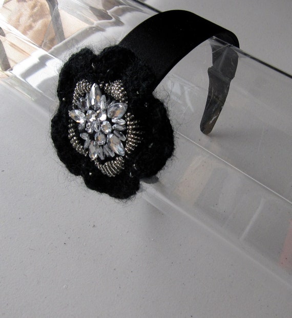 Black Woven Crystal Beaded Flower Satin Headband, for  display picture 1