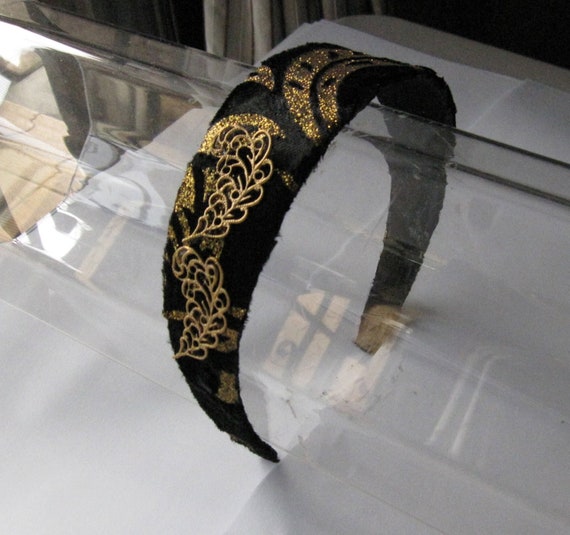 Black and Gold Flower Headband With Metal Leaves, for  display picture 1