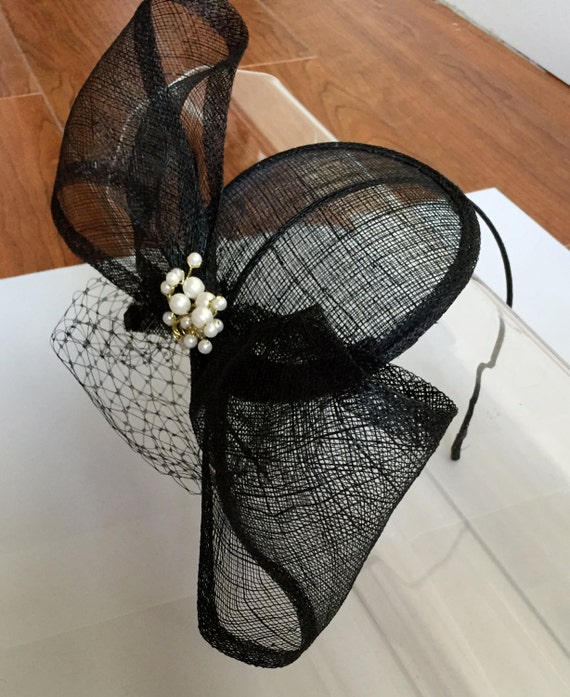 Black Large Pearl Bow Sinamay Fascinator Hat With Veil and  display picture 2