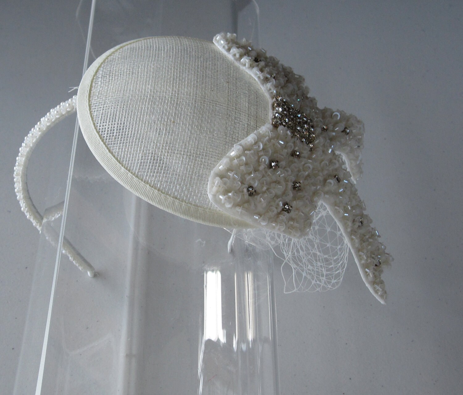 Ivory Sequin Beaded Crystal Bow Sinamay Fascinator Hat With  display picture 2