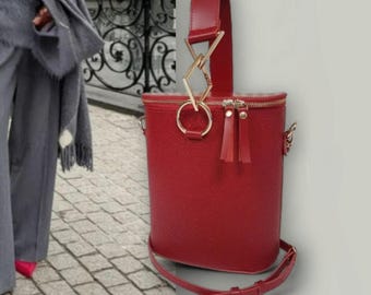 Fashion Bucket Bag, Structured Cylinder Bag, Elegant Evening Purse. Leather Barrel Handbag. Large Capacity. Women's Bright Summer Bucket Bag.