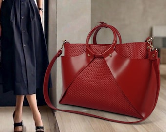 Leather Business Bag for Women. Structured tote bag, designer handbags. Women's laptop bag. Elegant business leather document bag.