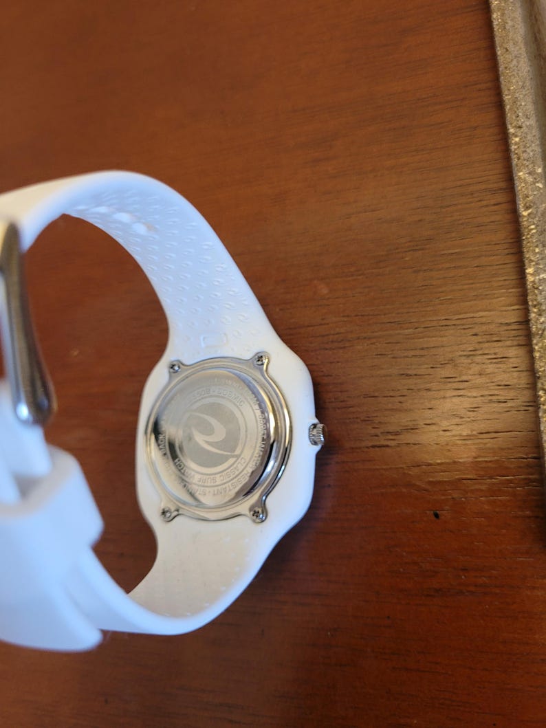 Brandneue weiße Rip Curl Classic Surf Damen 34 MM Uhr Bild 5