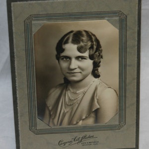 Vintage Cabinet Photograph 1920s Woman Flapper Style