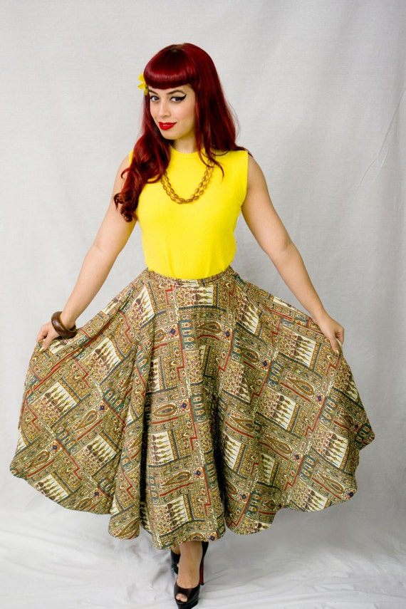 Vintage 1950s Quilted Circle Skirt / Vintage 50s C