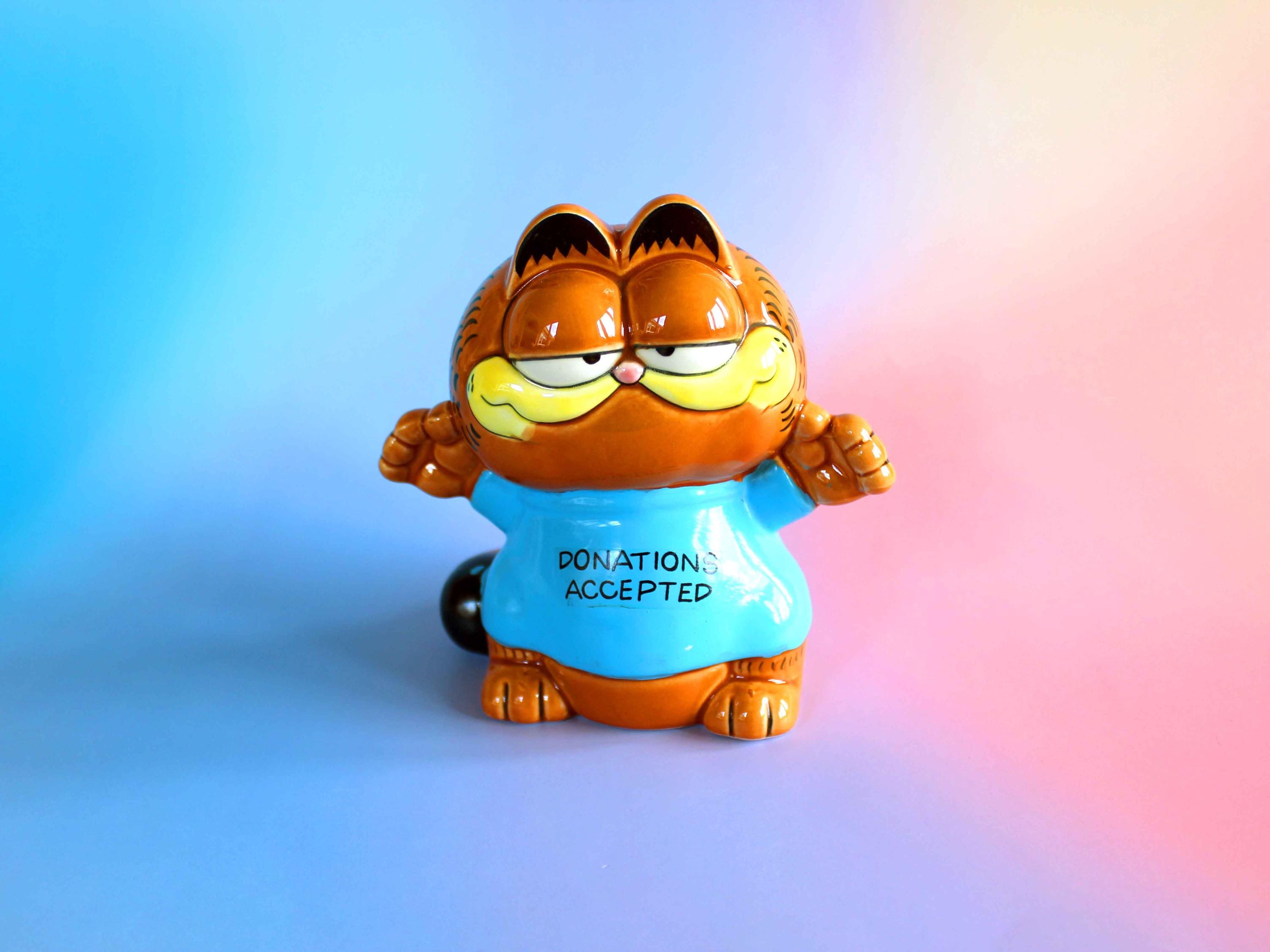 Garfield piggy bank - Etsy 日本