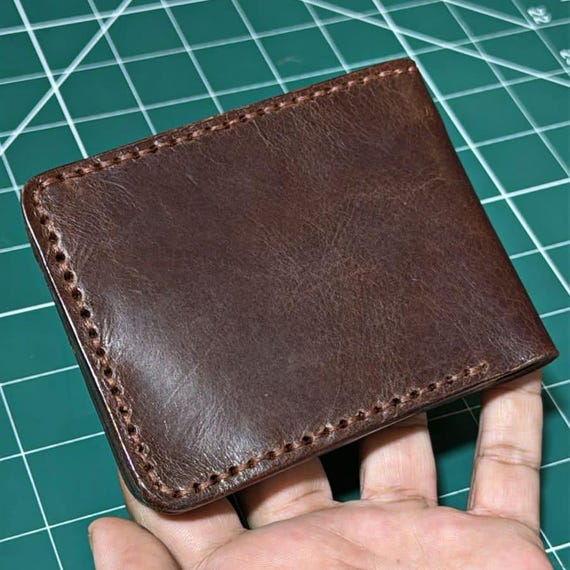 Handcrafted Shine Pullup Leather Bifold Wallet – Vintage Style, 6 Card Holder, Slim Organizer