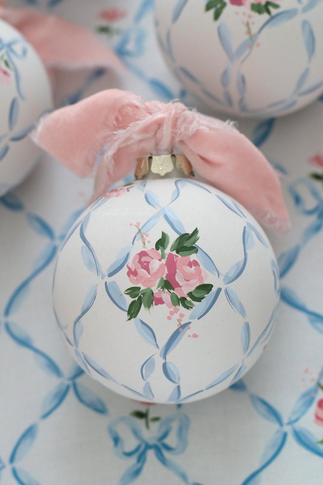 Blue Ribbon Tall Pebble Archway Ornament