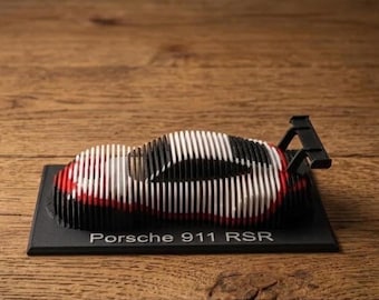 Décoration Porsche 911 RSR en Tranches - Figurine Auto Impression 3D Design - Objet Déco Bureau Passionné Voiture Sport