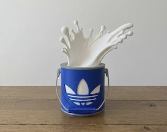 Sculpture Explosion de Peinture - Pot adidas - Déco Moderne Design Intérieur Street Art