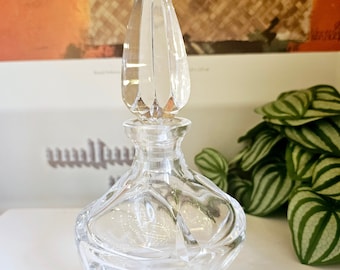 Vintage thick clear glass essential oils/perfume bottle.