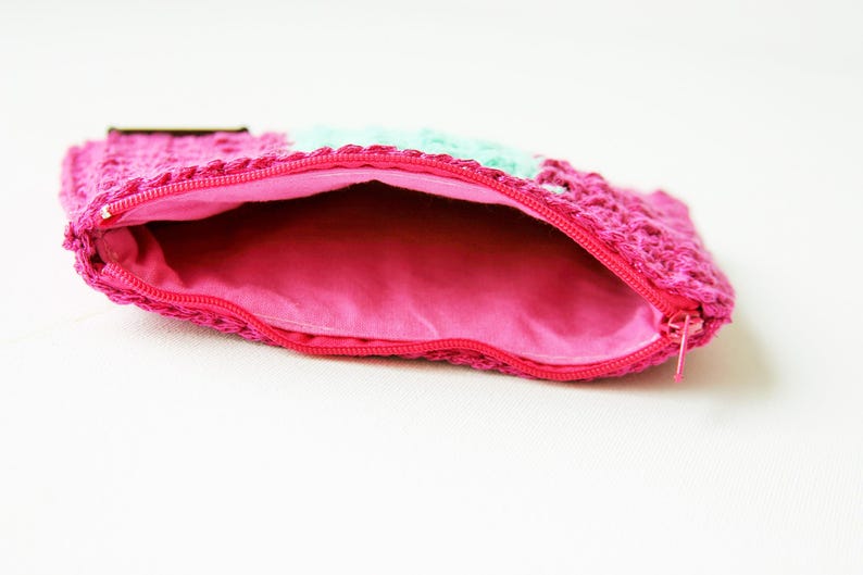 Pink Turquoise Knitted Coin Purse Wallet