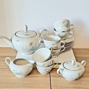 Vintage Duits Bavaria porseleinen theeservies.