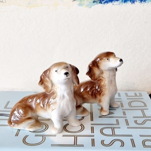Vintage porcelain Dachshund figurine set of 2