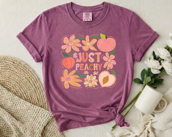 Camiseta Just Peachy Floral Peach Illustration / Fruit Garden Tee, color cómodo 1717, camiseta floral boho, camiseta con mensaje positivo, fiesta en el jardín