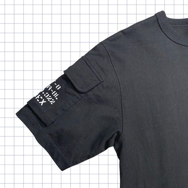 Avirex Spellout Cropped Tshirt - S image 5
