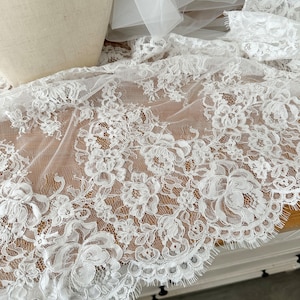 3 yards Exquisite French Alencon Lace Fabric Trim ,beautiful Bridal Veil Wedding Lace Scallop Embroidered Eyelash Floral Trim Lace