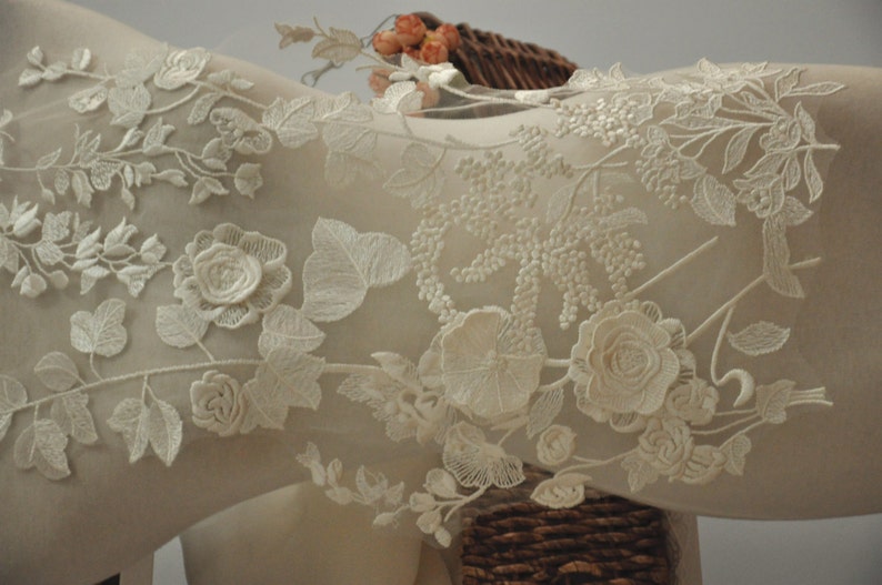 3D Venice Lace Applique in Graceful Ivory for Jewelry Design, Bridal Gown, Wedding Dress image 3