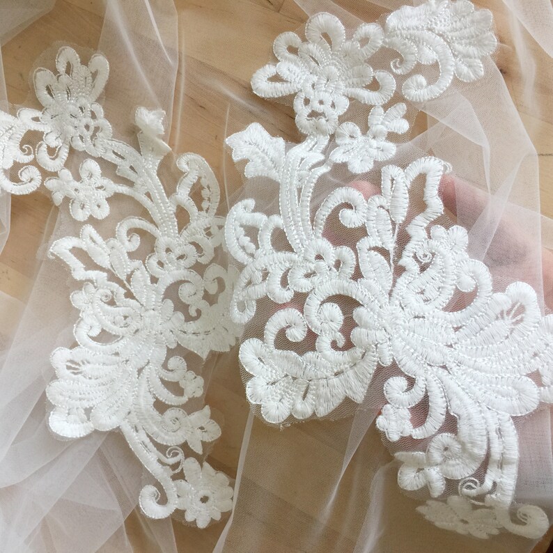 Exquisite floral embroidery lace applique pair in off white for wedding gown bodice bridal dress lace veil
