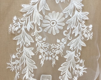 Vintage style off white clear sequin lace applique, flroal embroidery lace patch for wedding bridal veils