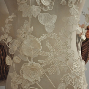 3D Venice Lace Applique in Graceful Ivory for Jewelry Design, Bridal Gown, Wedding Dress