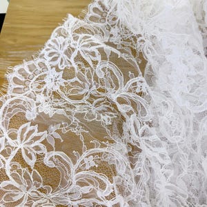 Ribete de encaje francés Alençon con cordón hecho a mano: Bordado floral para bodas nupciales 1,5 m x 3 m