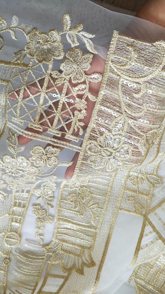 Sequind tissu de dentelle de broderie de fil motif d’or avec motif fil design vintage, haute couture robe de mariée dentelle tissu par yard e67eec Sequind tissu de dentelle de broderie de fil motif d’or avec motif fil design vintage, haute couture robe de mariée dentelle tissu par yard e67eec