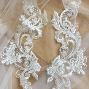 Coppia di toppe in pizzo ricamate con paillettes trasparenti e motivi floreali, graziose toppe da sposa in pizzo, 30 x 8 cm