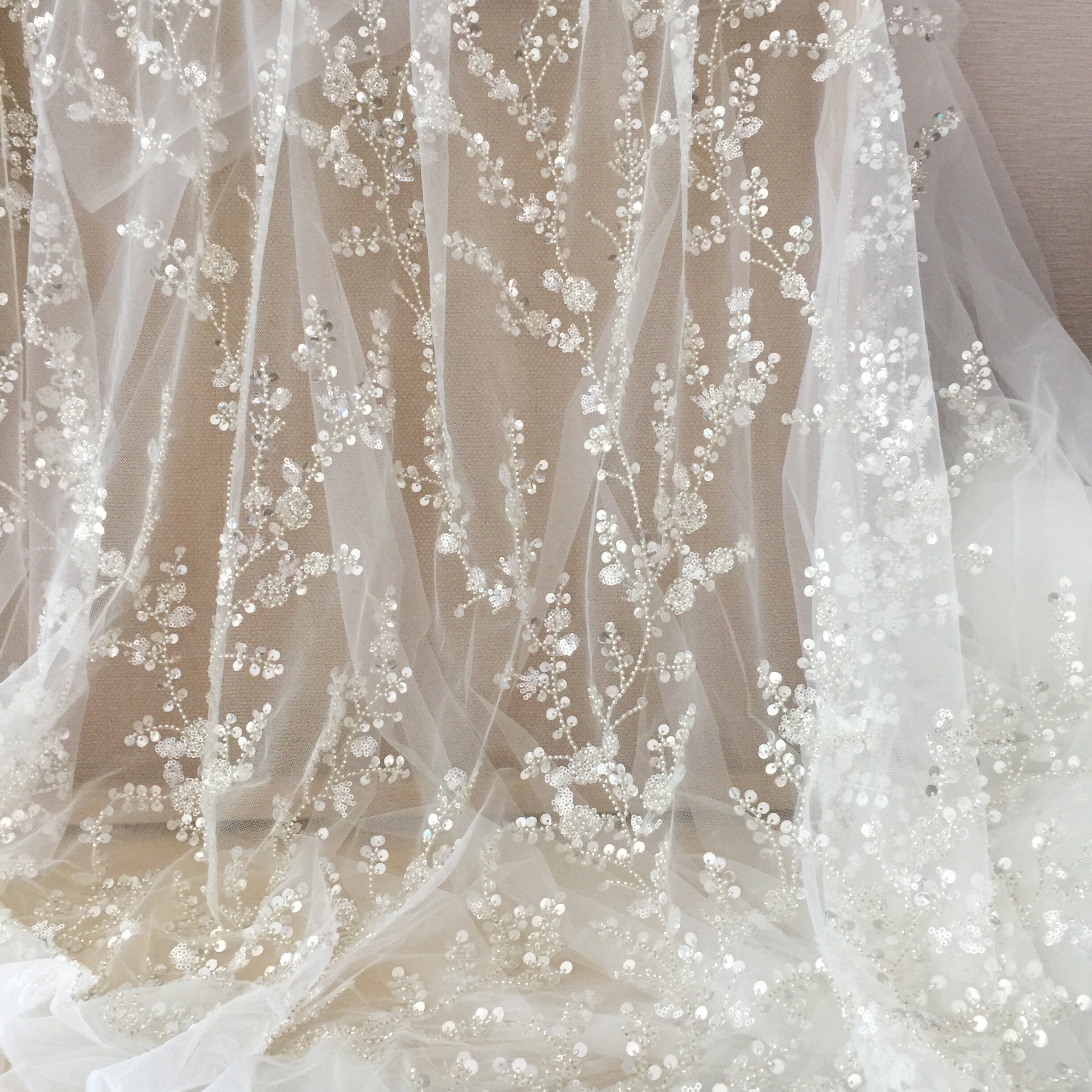 GEOMETRIC FLOWER LACE DRESS　ベージュ Amazon.com: LVSEJIAYI One Shoulder Sweetheart Prom Dresses