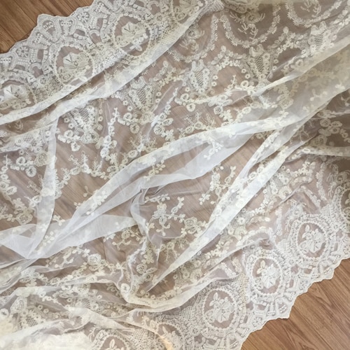 Vintage Style Lace Fabric in off White French Lace Fabric | Etsy