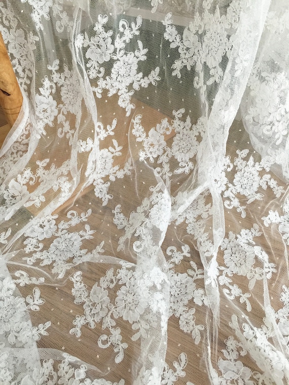 Tissu dentelle Alencon mariée parsemée de Cour en robe ivoire pour mariage robe robe en de mariée voile Costume boléros corsages c899d7 Tissu dentelle Alencon mariée parsemée de Cour en robe ivoire pour mariage robe robe en de mariée voile Costume boléros corsages c899d7