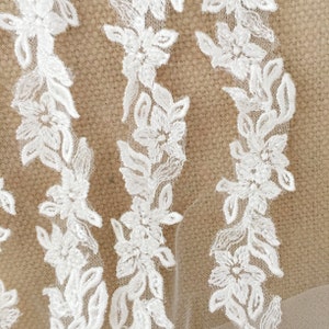 10 Yards Exquisite Slim Pearl Beaded Alencon Lace Trim , Bridal Veil Lace, Scallop Wedding Gown Lace Trim , Bridal Dress Straps