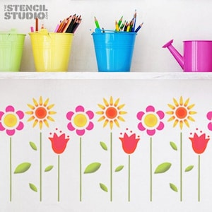 ステンシルスタジオのファンキーな花のステンシル。家の装飾、工芸品、DIY に使える、使いやすい再利用可能なステンシル。10087