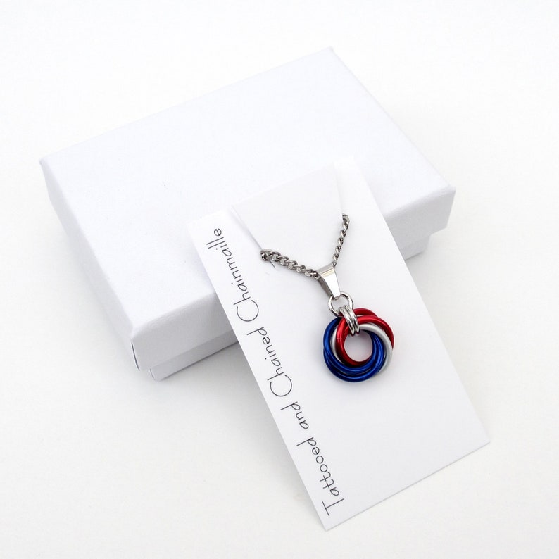 Red, white and blue love knot chainmail pendant, USA patriotic jewelry image 7