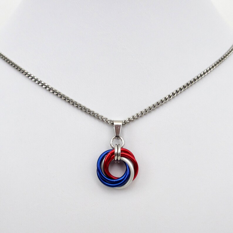 Red, white and blue love knot chainmail pendant, USA patriotic jewelry image 9