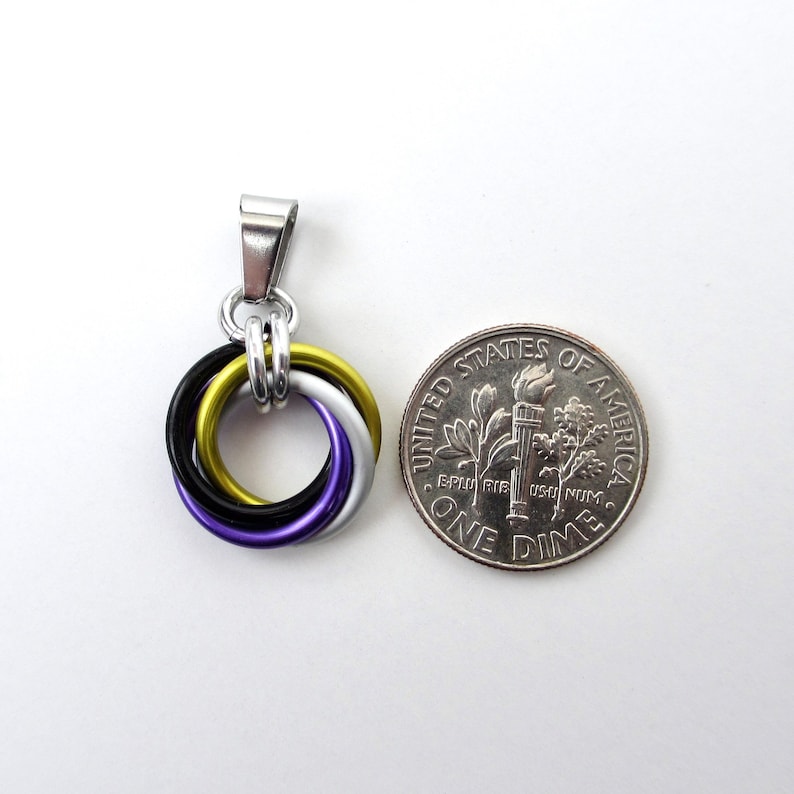 Nonbinary pendant, chainmail love knot necklace yellow, white, purple, black image 4