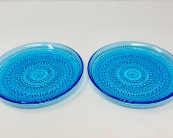 Plato de ensalada Iittala Kastehelmi: vidrio turquesa vintage (se vende individualmente)