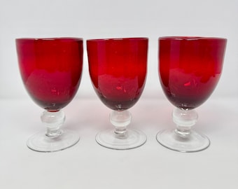 Copas de agua de cristal burbuja color rojo rubí con tallo transparente *Se venden individualmente