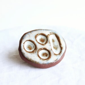 ceramic paint tiny travel palette small clay watercolors red brown clay off-white glaze handmade pottery painting equipment natural rustic