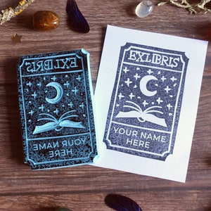 Custom Ex Libris Stamp Moon and Book Hand Carved Rubber Stamp Custom Bookplate Stamp Library Stamp Book Lover Gift zdjęcie 1