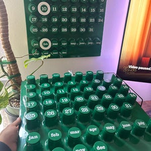 Ring a date / Ring a day Calendar
