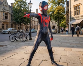 Disfraz de superhéroe para niños pequeños, mono de cosplay de Miles Morales, disfraz para niños, mono elástico con máscara completa y detalles rojos.